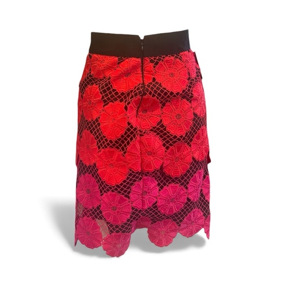 Milly Gerber Ombre Daisy Lace Mini Skirt NWT Size 4 | Floral Lace Gradient - Picture 3 of 6